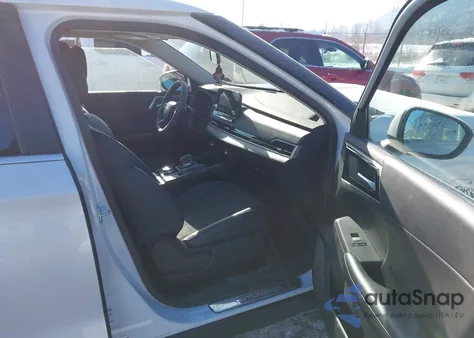 2024 Mitsubishi Outlander Se 2.5 S-Awc z USA, uszkodzony, nr VIN JA4J4VA8XRZ085300